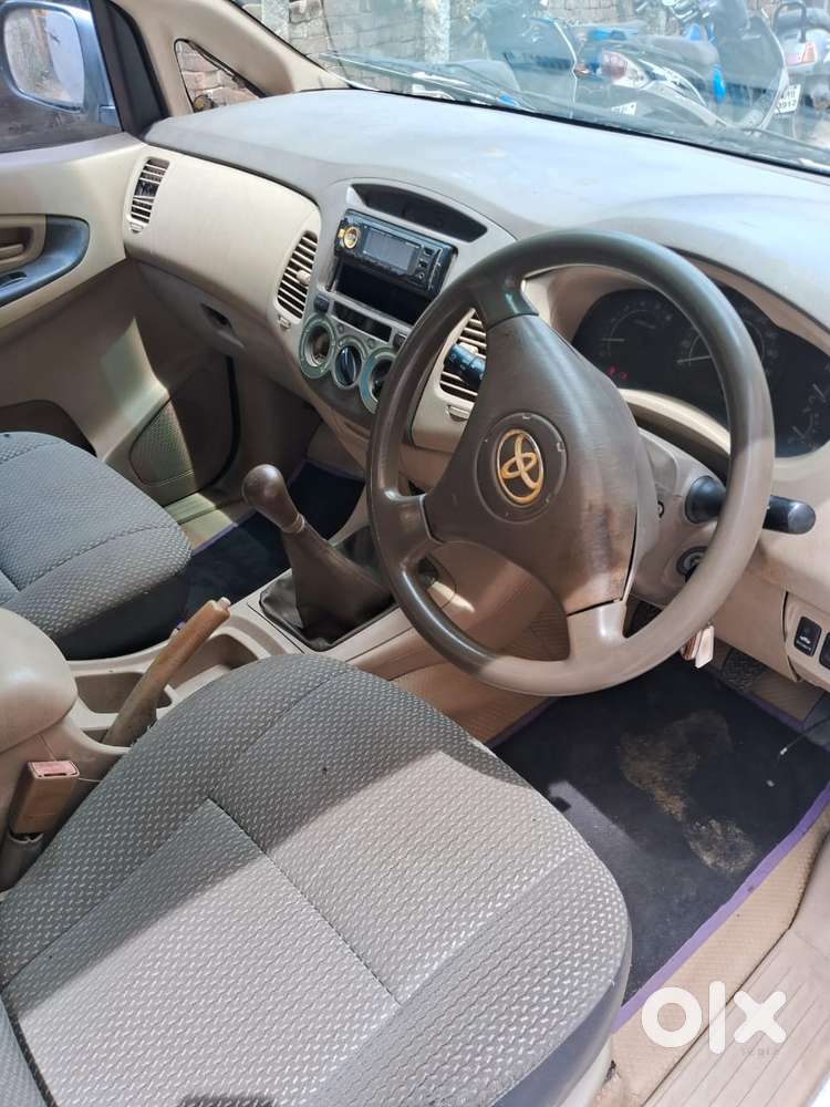 Toyota Innova 2.5 E 7 Str, 2006, Diesel