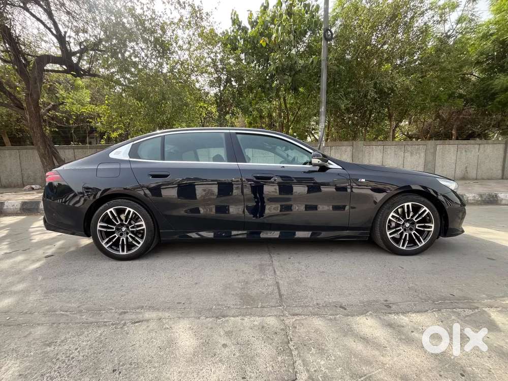 Bmw 5 Series, 2025, Petrol