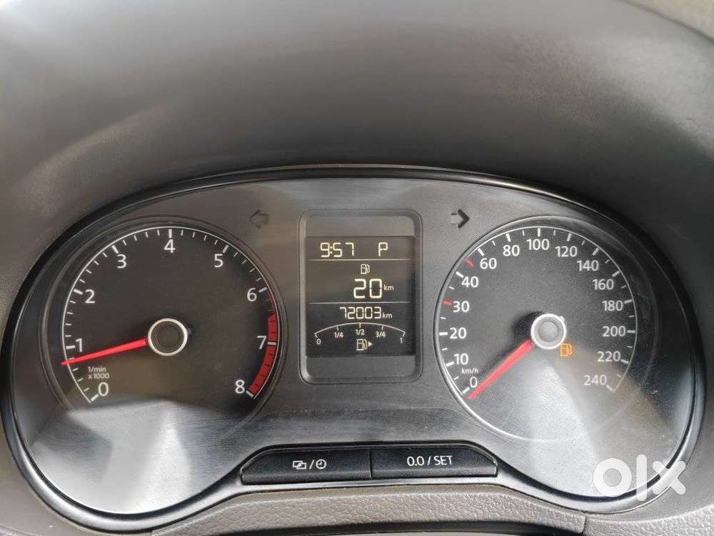 Volkswagen Vento 1.2 Tsi Comfortline At, 2015, Petrol