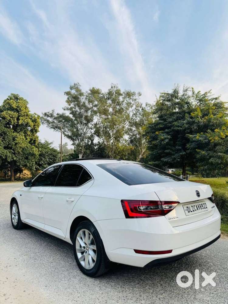 Skoda Superb Lk 1.8 Tsi At, 2016, Petrol