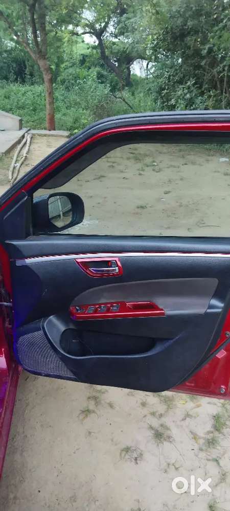 Maruti Suzuki Swift 2012 Diesel 98000 Km Driven