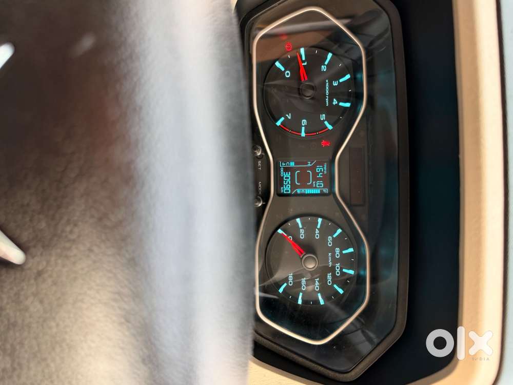 Mahindra Scorpio Classic 2022 Petrol Well Maintained