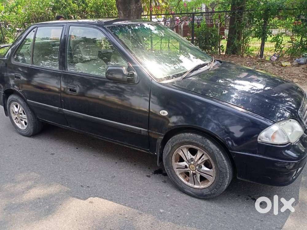 Maruti Suzuki Esteem Lxi, 2006, Petrol