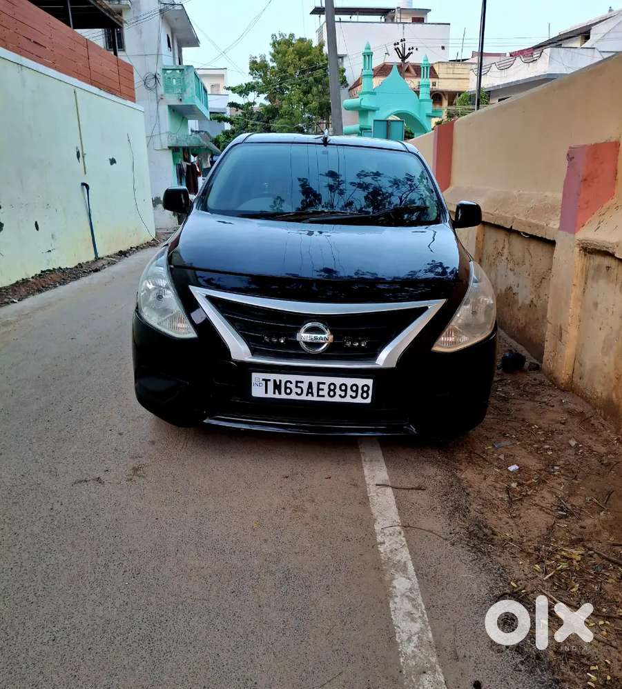 Nissan Sunny 2018
