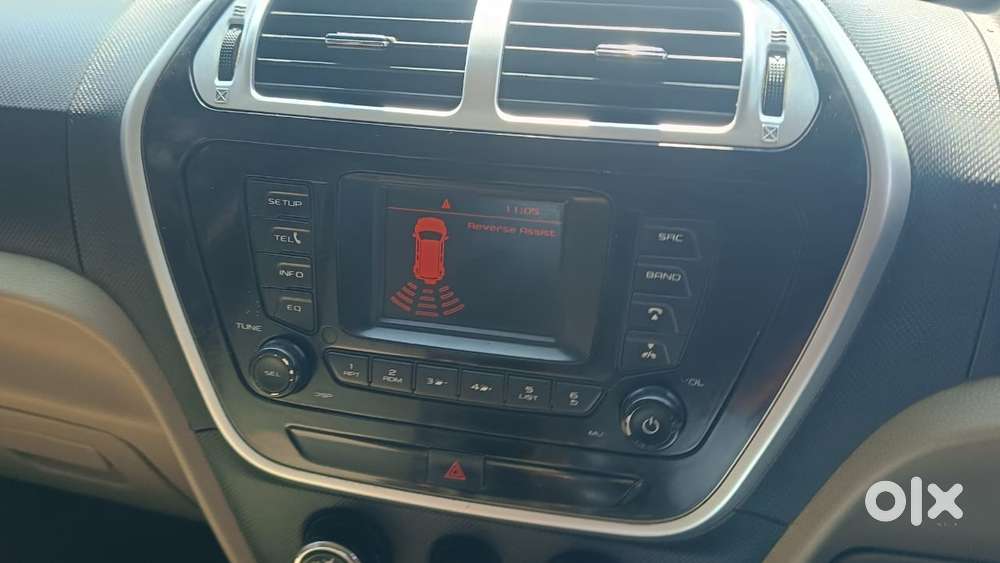 Mahindra Tuv 300 T8, 2017, Diesel
