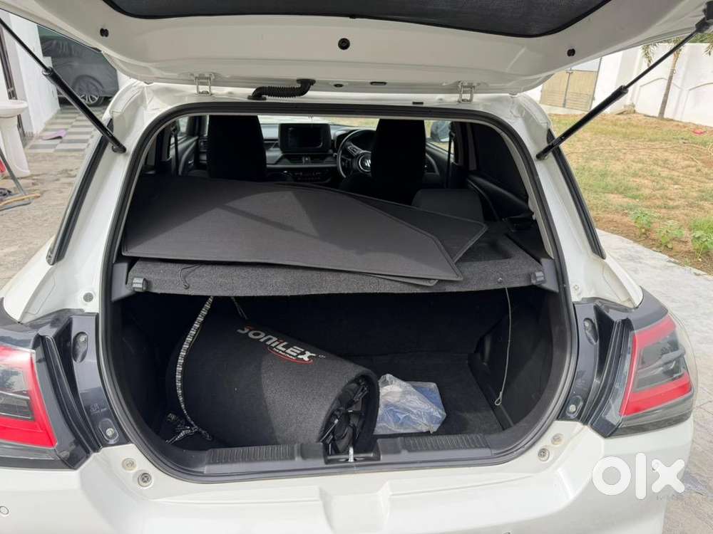 Maruti Suzuki Swift 30 November 2024