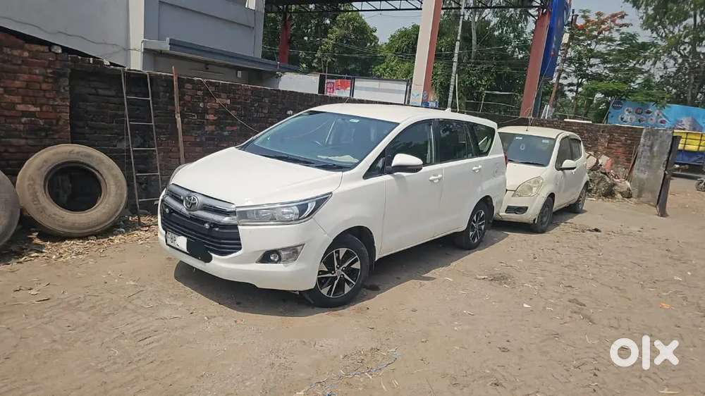 Toyota  Innova Crysta 2018 1st Onwer Aone Condition