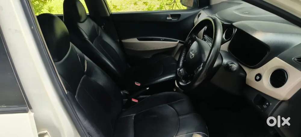 Hyundai Grand I10 2014 Petrol 97000 Km Driven Automatic