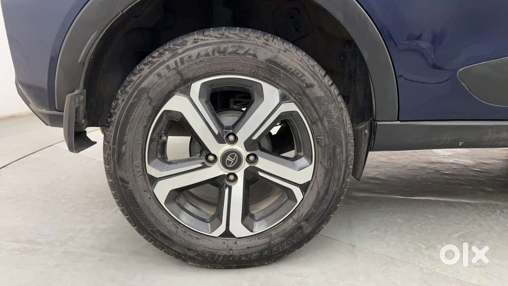 Tata Nexon Xz Plus Luxs, 2023, Petrol