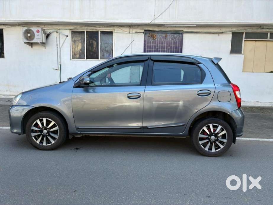 Toyota Etios Liva, 2018, Petrol