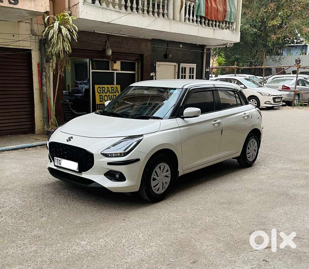 Maruti Suzuki Swift Vxi + Manual, 2025, Petrol