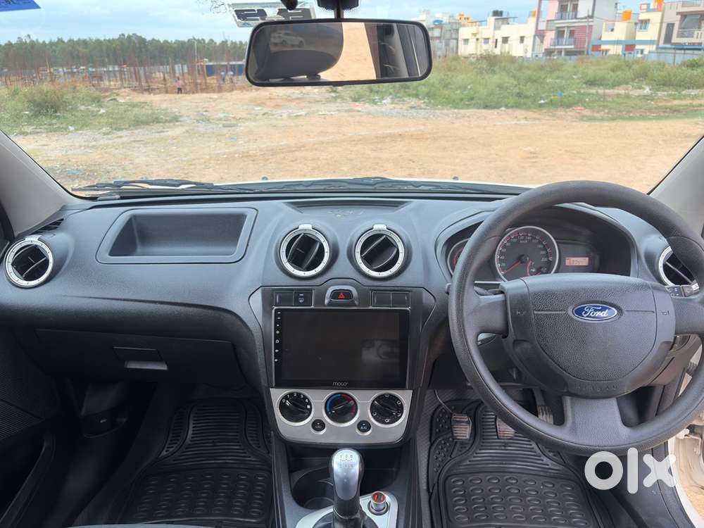 Ford Figo Duratec 1.2 Petrol Zxi 2014 Dec