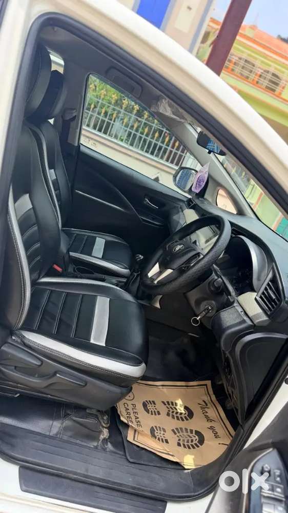 Toyota Innova Crysta 2019 Diesel 8 Setter