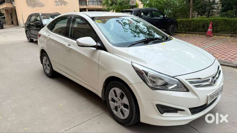 Hyundai Verna 2015 Petrol Manual  90,000 Km  Excellent Condition