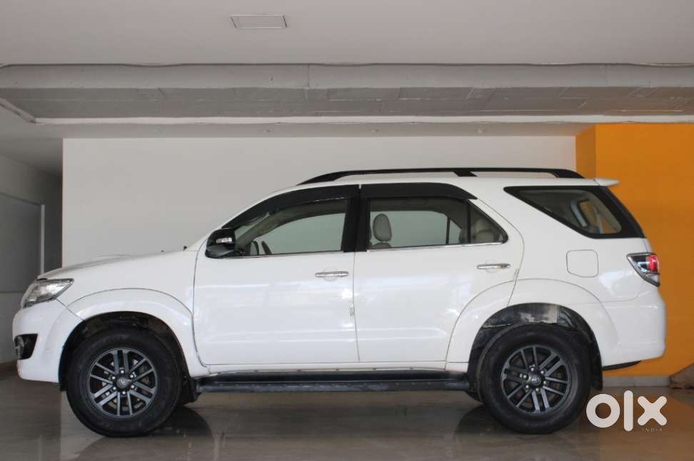 Toyota Fortuner 3.0 4x2 Mt, 2015, Diesel