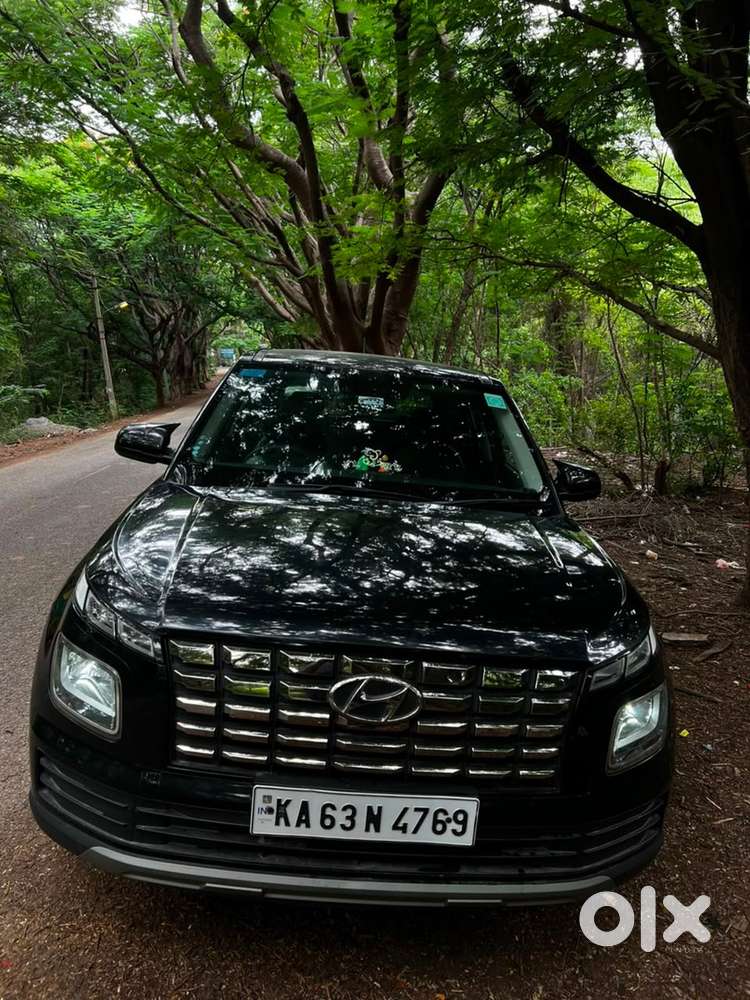 Hyundai Venue - 2023 (converted To Top End)
