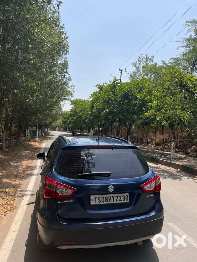 Maruti Suzuki S-cross 2022 Petrol Well Maintained