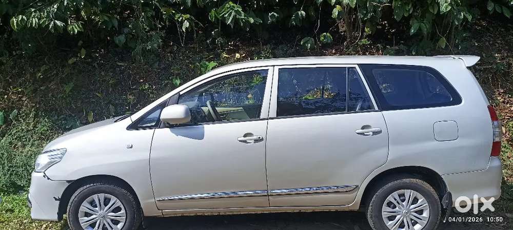 Toyota Innova Hycross 2006 Diesel Good Condition