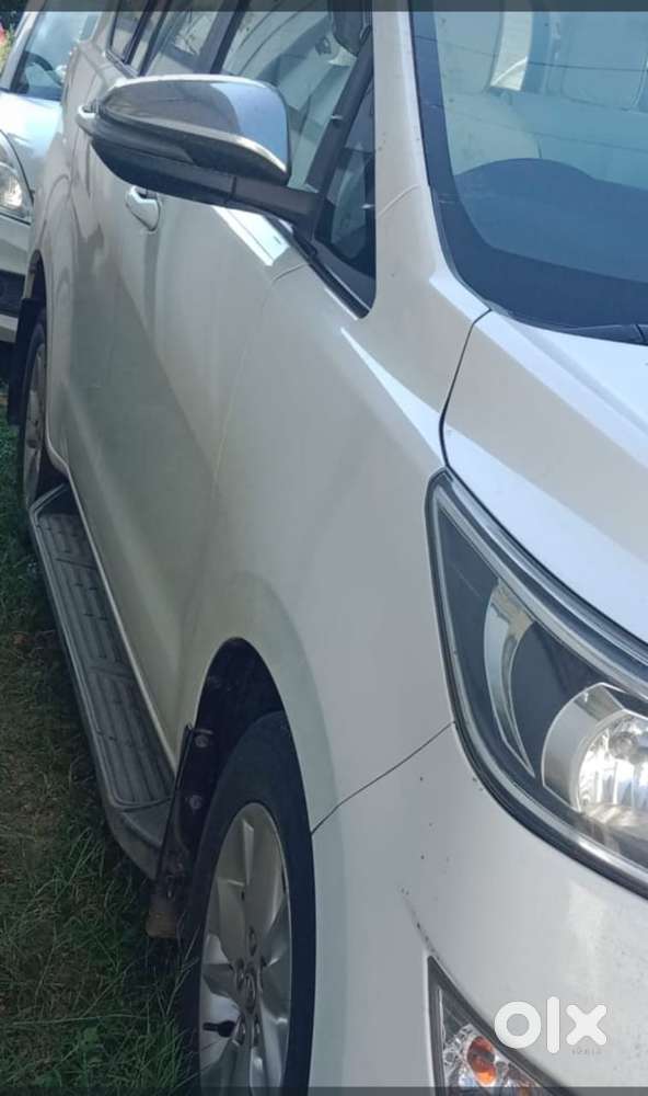 Toyota Innova Crysta 2.4 G Mt 7 Str, 2018, Diesel