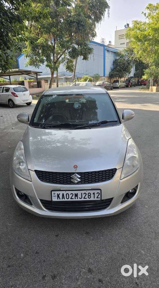 Maruti Suzuki Swift Vxi Optional, 2014, Petrol