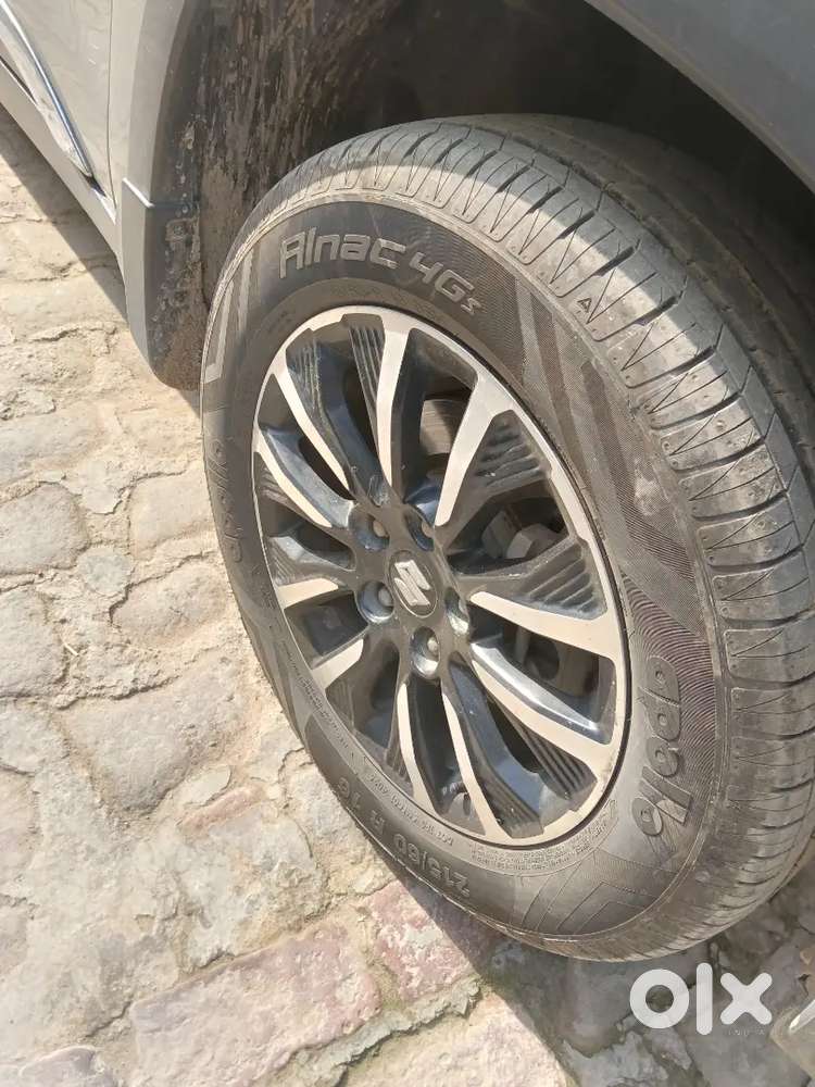 Gadi Top Model H Koi Kami Nhi Ha