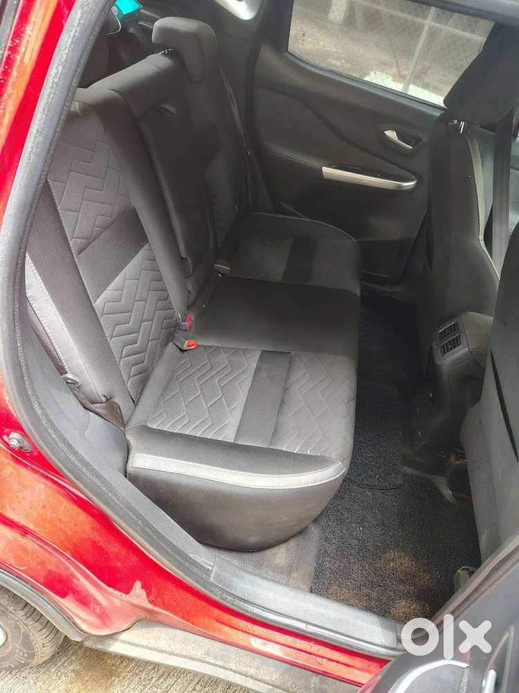 Nissan Magnite 1.0 Xv Premium Turbo Cvt (o), 2022, Petrol