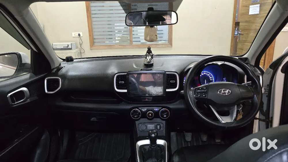Hyundai Venue 2020 Cng & Hybrids 89000 Km Driven