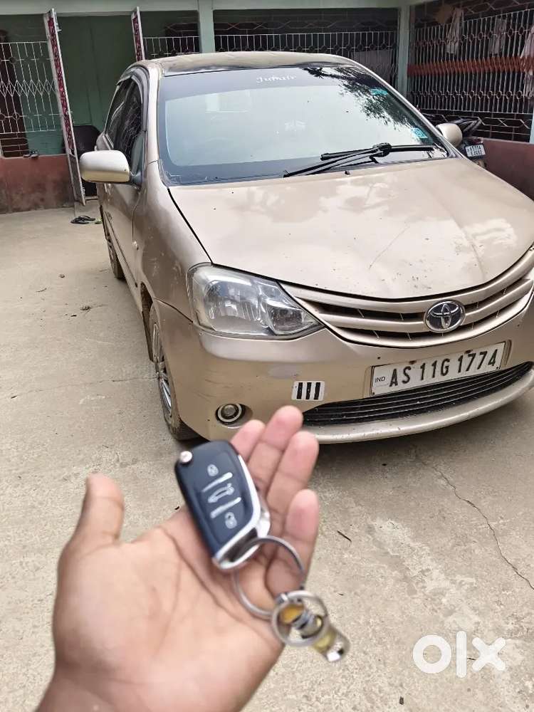 Toyota Etios Liva 2013 Diesel 130000 Km Driven