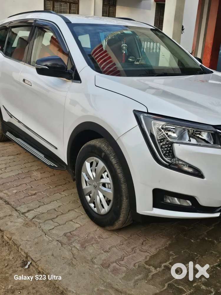 Mahindra Xuv700 2.2 Mx Diesel Mt 5 Str, 2023, Diesel