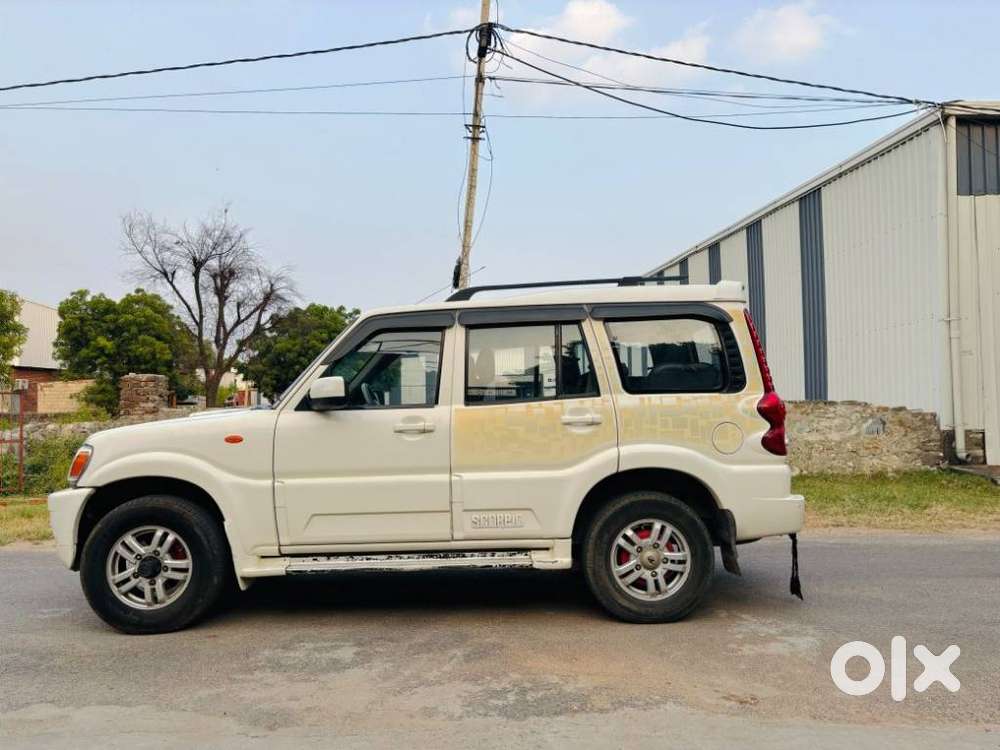 Mahindra Scorpio Vlx At 2.2 Mhawk Bsiii, 2013, Diesel