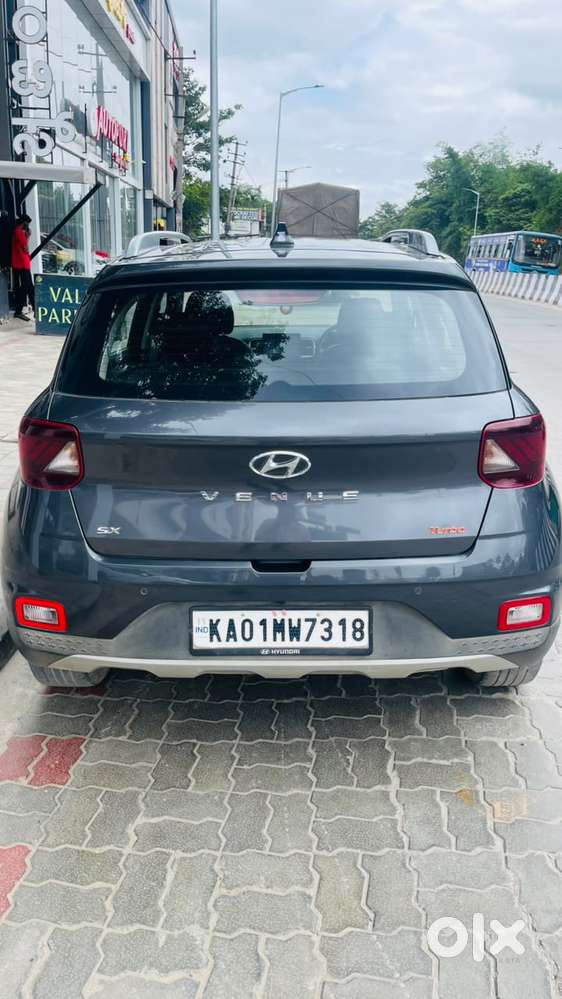 Hyundai Venue, 2022, Petrol