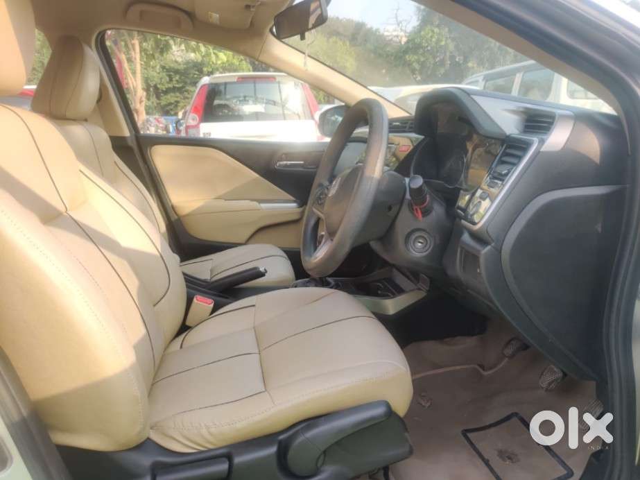 Honda City V Mt Exclusive, 2015, Petrol