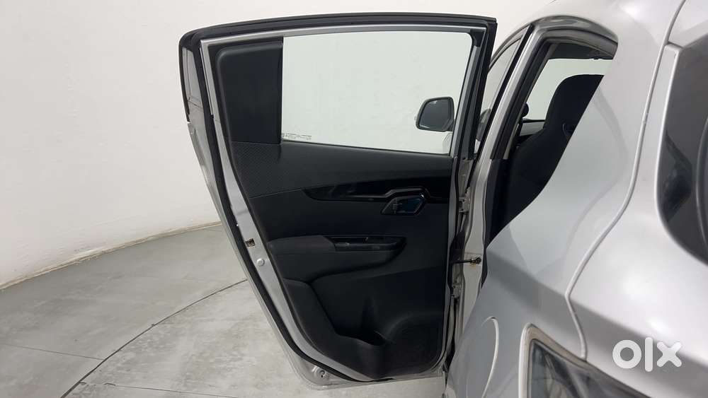 Mahindra Kuv100 Nxt 1.2 K8 Diesel 6 Str, 2017, Diesel