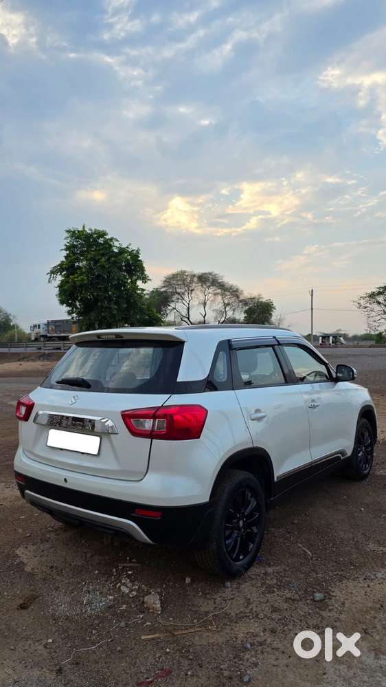 Maruti Suzuki Brezza Zxi Plus At, 2022, Petrol