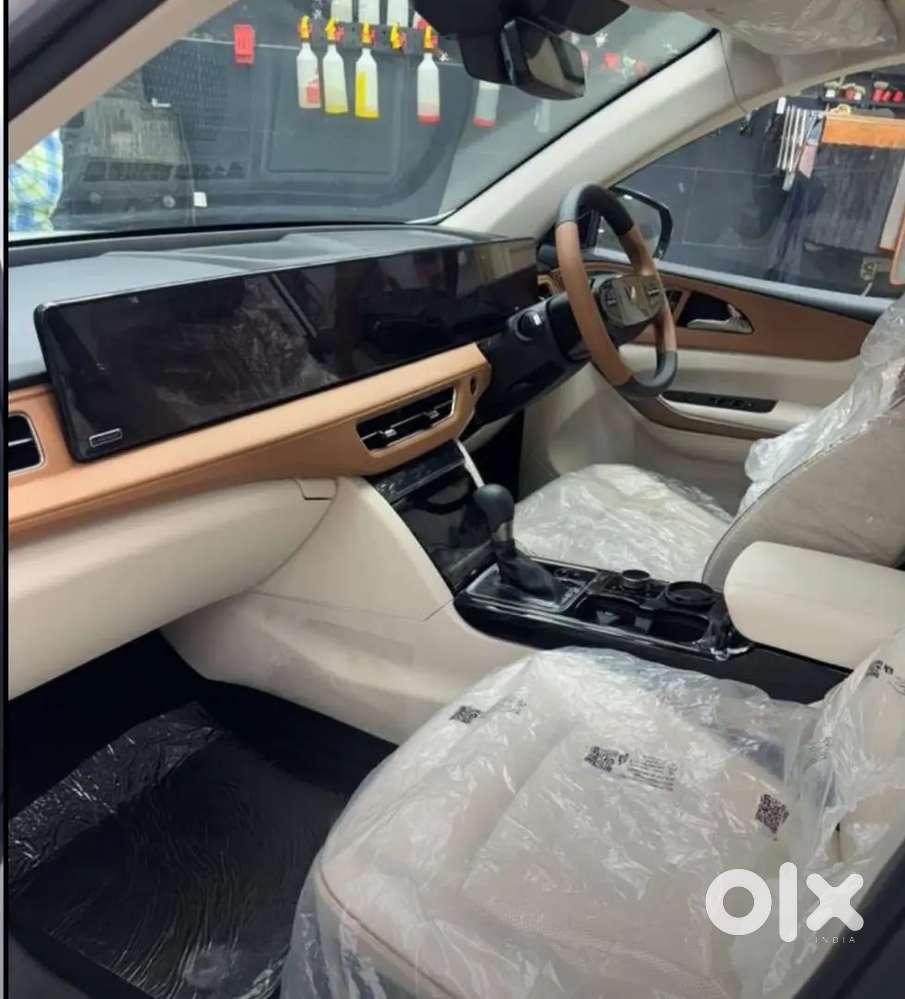 Mahindra Xuv 7xo 2026 Ax7t