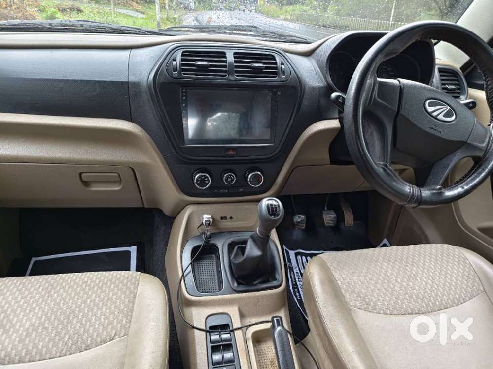 Mahindra Tuv 300 T6 Plus, 2017, Diesel