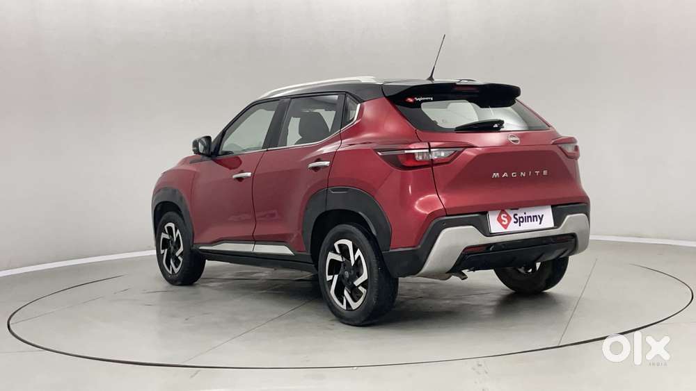Nissan Magnite 1.0 Xv Premium Dual Tone, 2021, Petrol