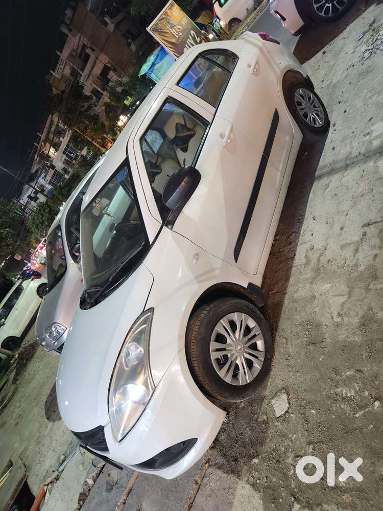 Maruti Suzuki Dzire 1.2 Lxi, 2017, Cng & Hybrids