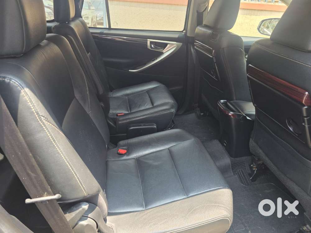 Toyota Innova Crysta 2.4 Z 7 Str, 2017, Diesel
