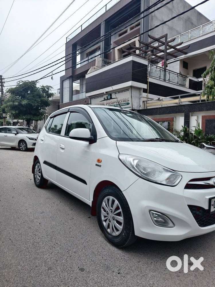 Hyundai I10 1.2 Kappa Sportz, 2015, Cng & Hybrids