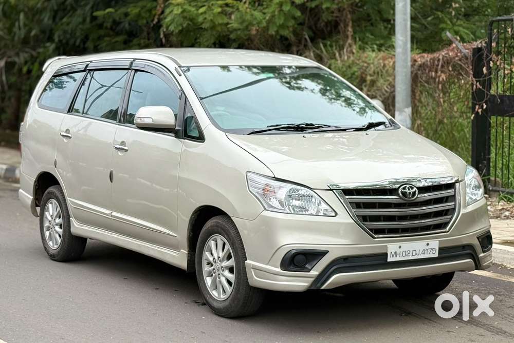 Toyota Innova 2.5 Vx (diesel) 8 Seater Bs Iv, 2014, Diesel