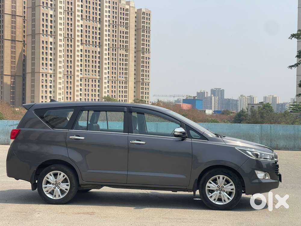 Toyota Innova Crysta 2.8z Automatic, 2017, Diesel