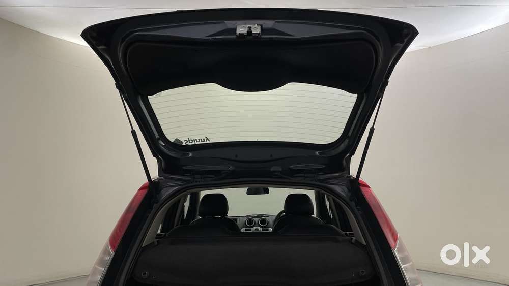 Ford Figo 2010-2012 Petrol Zxi, 2013, Petrol