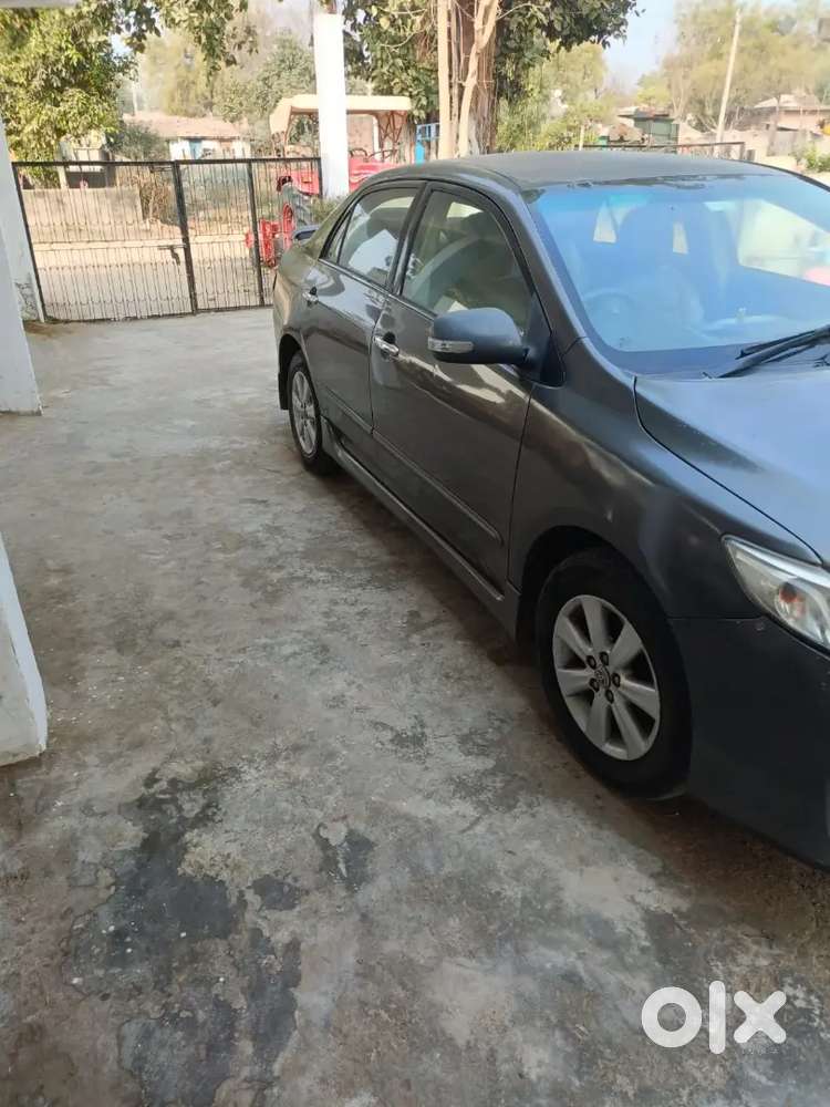 Toyota Corolla Altis 2010 Hybrid Year