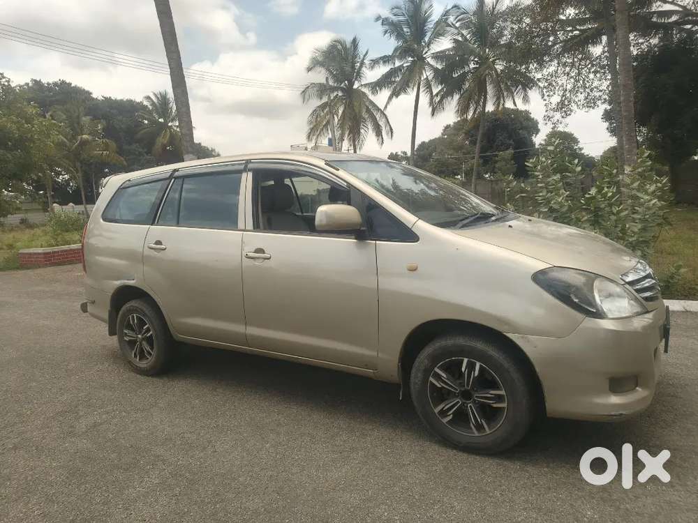 Toyota Innova Vx Petrol Manual 2010 235000 Km