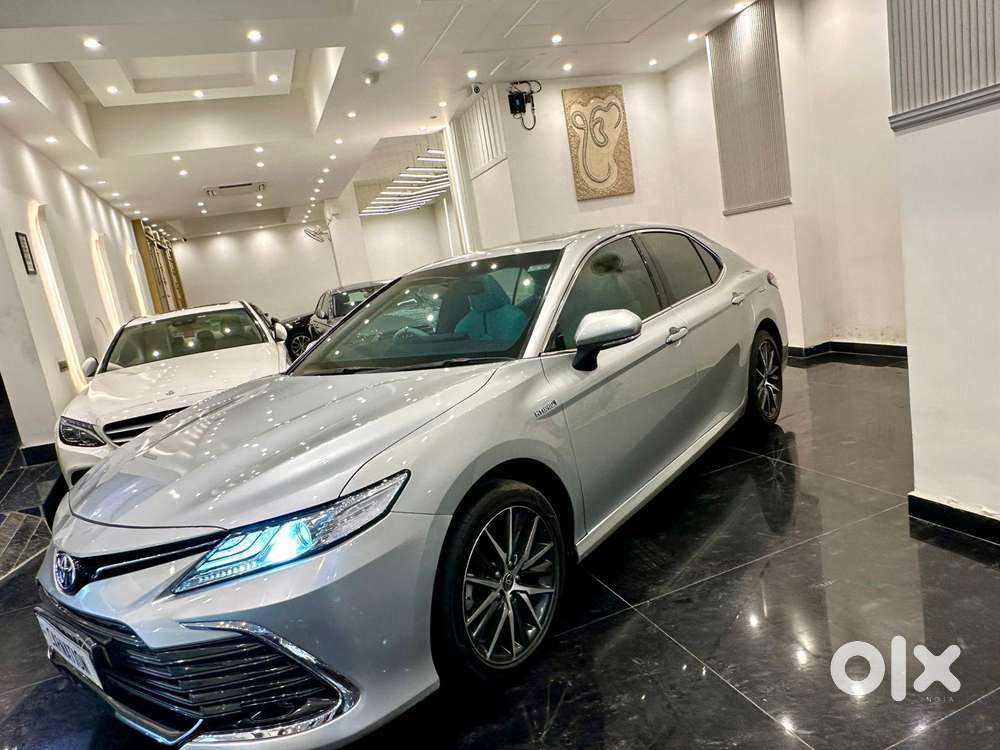 Toyota Camry Hybrid, 2024, Petrol