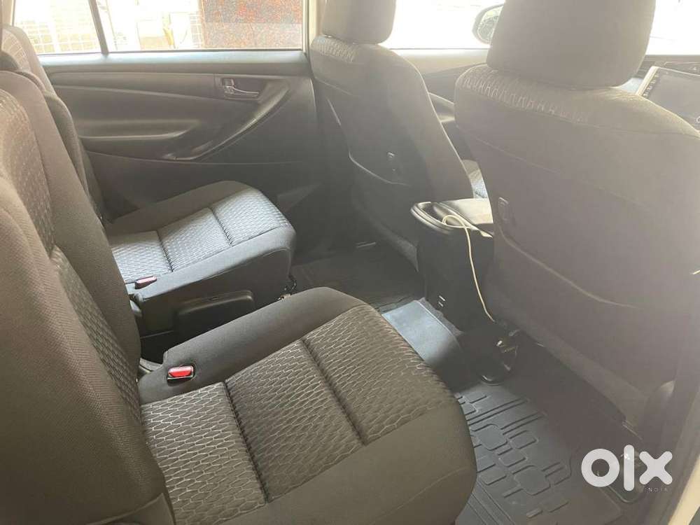 2022 Innova Cyrsta For Sale 59k Kms Run Only