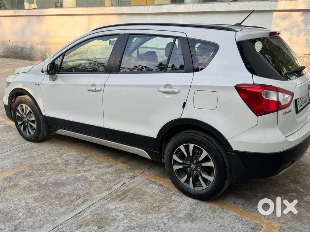 Maruti Suzuki S Cross Zeta 2018 Diesel Well Maintained