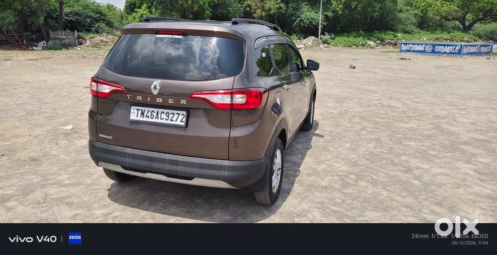 Renault Triber Rxt, 2023, Petrol