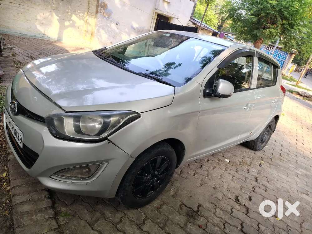 Hyundai I20 Sportz 2012